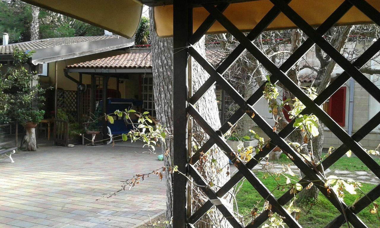 Casina Delle Arti Bed & Breakfast Сан Каталдо Екстериор снимка